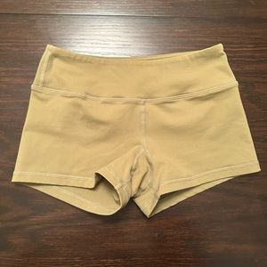 Savage Barbell Booty Shorts size XS